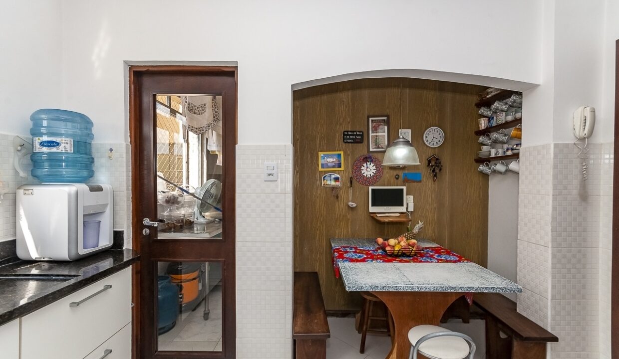 661480310-apartamento-curitiba-centro-transformed