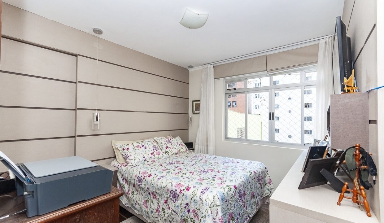 661480315-apartamento-curitiba-centro-transformed